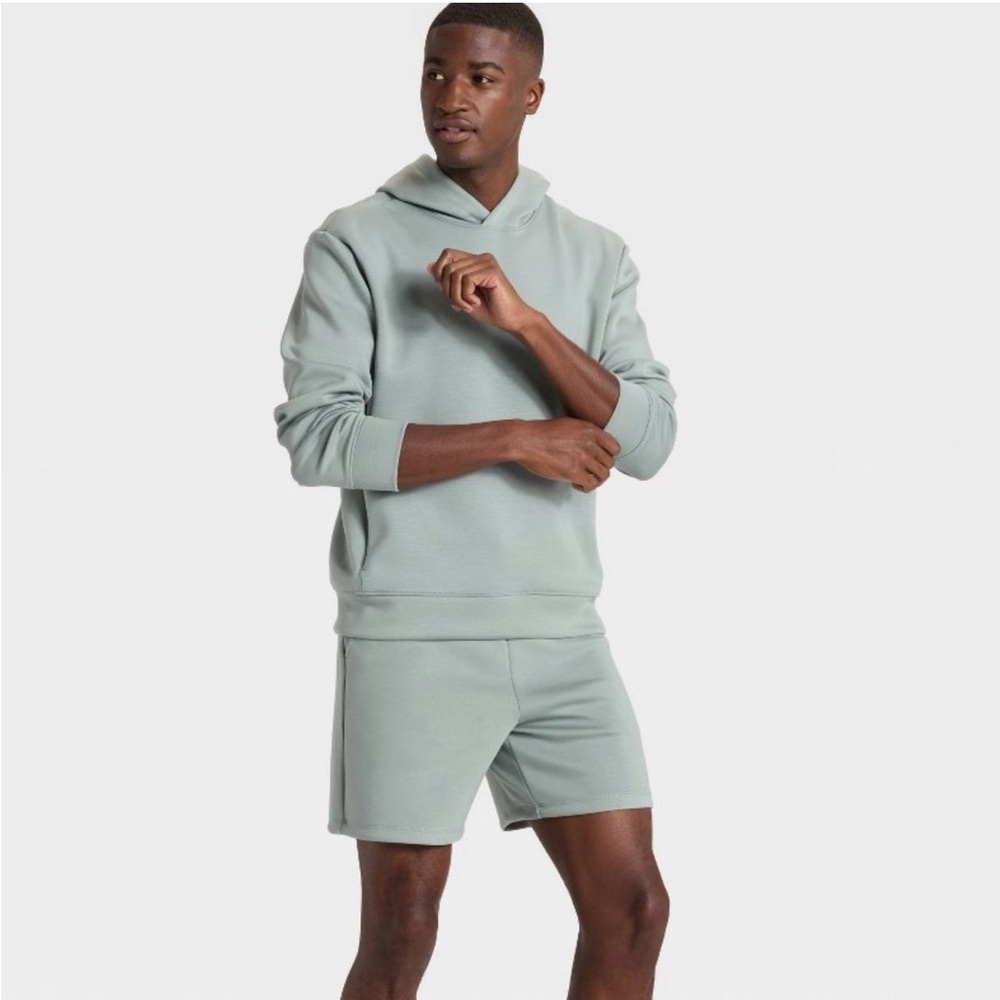 Al in motion long sleeve pullover hoodie leavy green NWT small